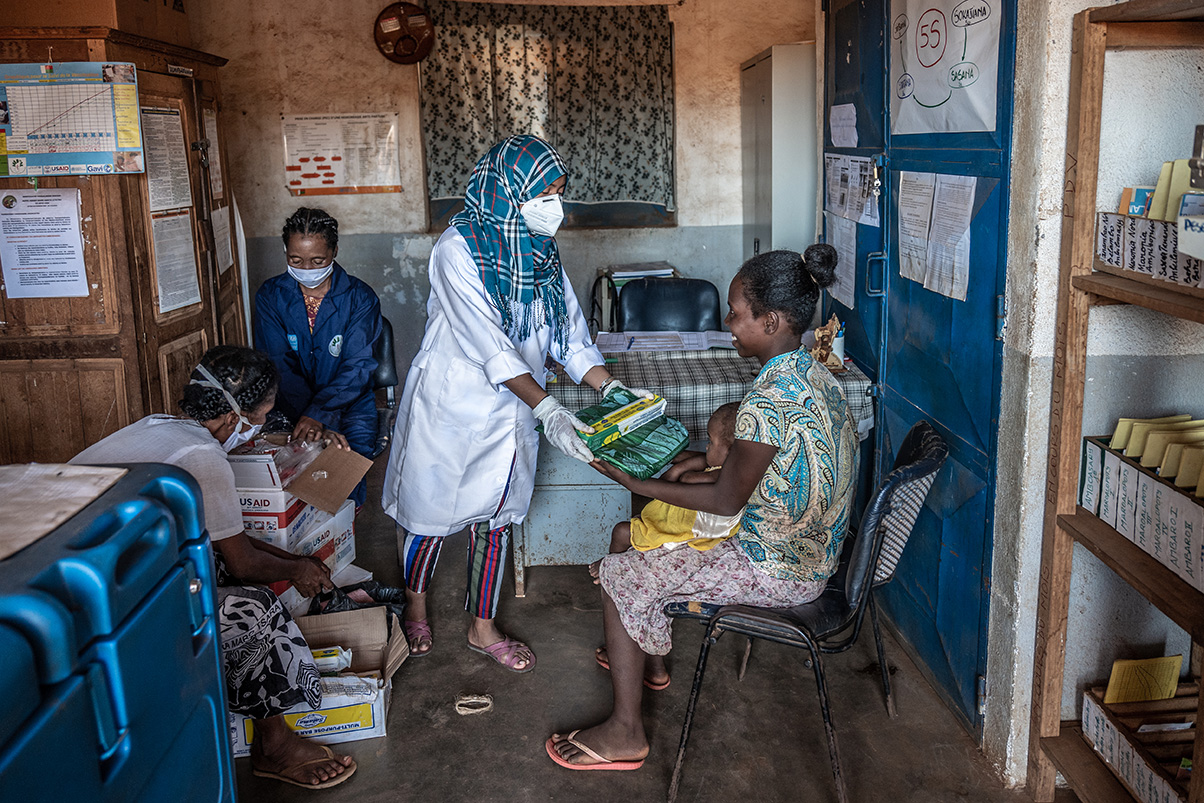 "It makes me proud when a child is cured. I always insist that the parents follow up the treatment at the health centre," says Myriam, the head of the health centre.