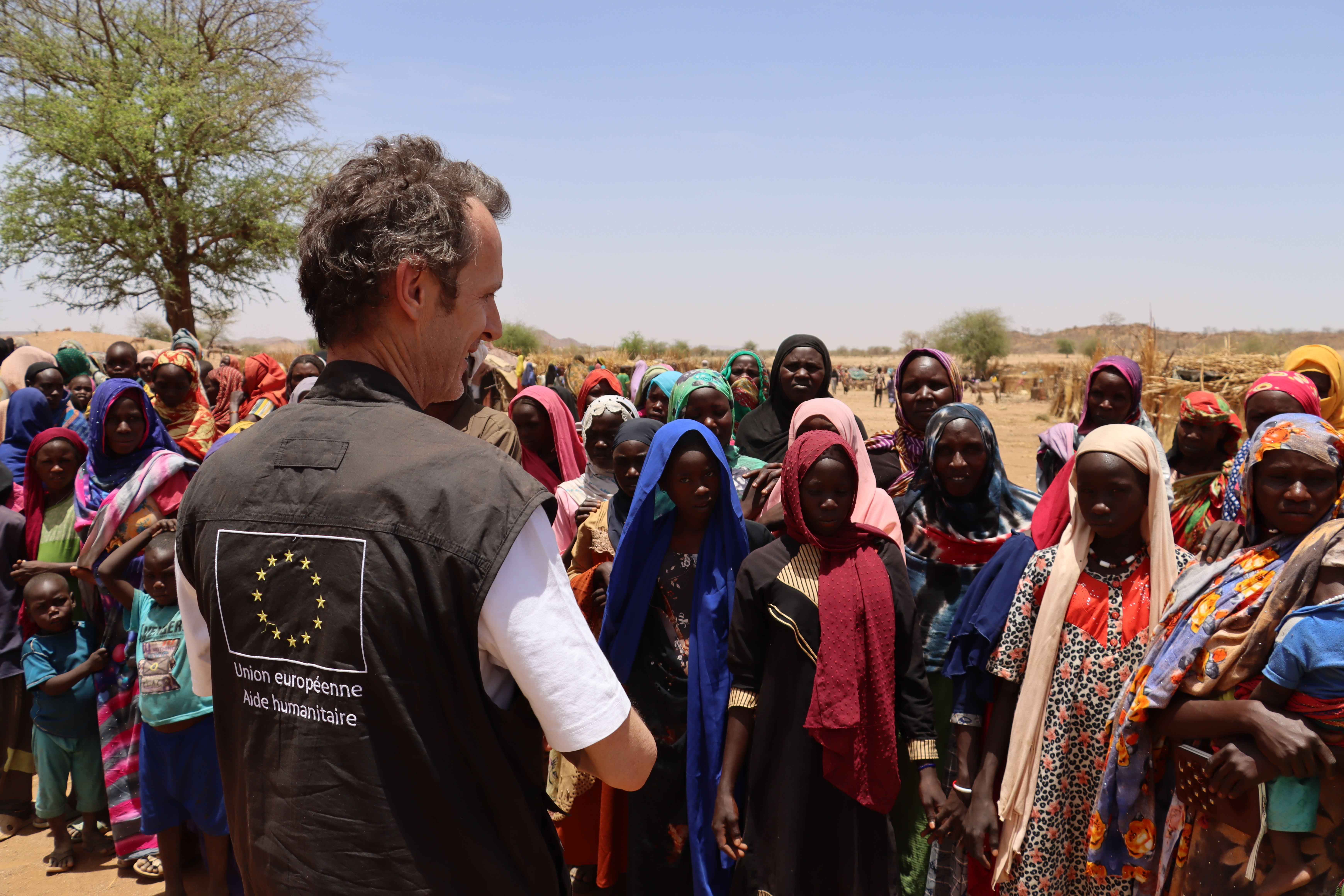 On the border: Chad confronted with sudden wave of Sudanese refugees 01