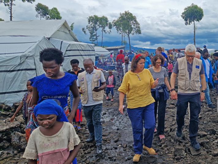 Nena Lafuente (in yellow) during a recent visit to Goma by Maciej Popowski, Director General of the Commission’s Civil Protection and Humanitarian Aid Operations department. 