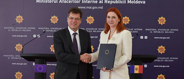 Commissioner Lenarčič and Minister of Internal Affairs Ana Revenco 