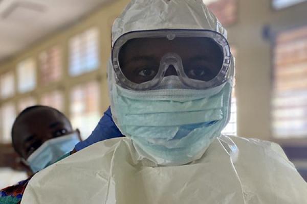photo_story_ebola_guinea_web.jpg
