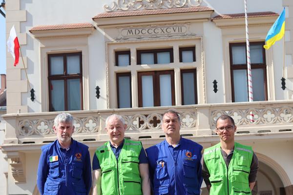 Photo of 4 civil protection colleagues